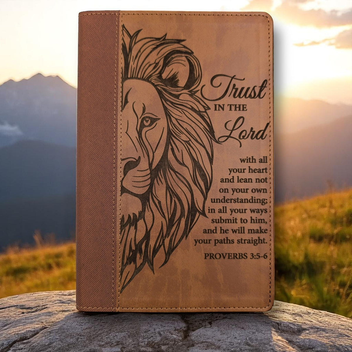 Personalized NIV Bible Large Print: Lion Trust in the Lord Scripture Engraving, Optional Thumb Index