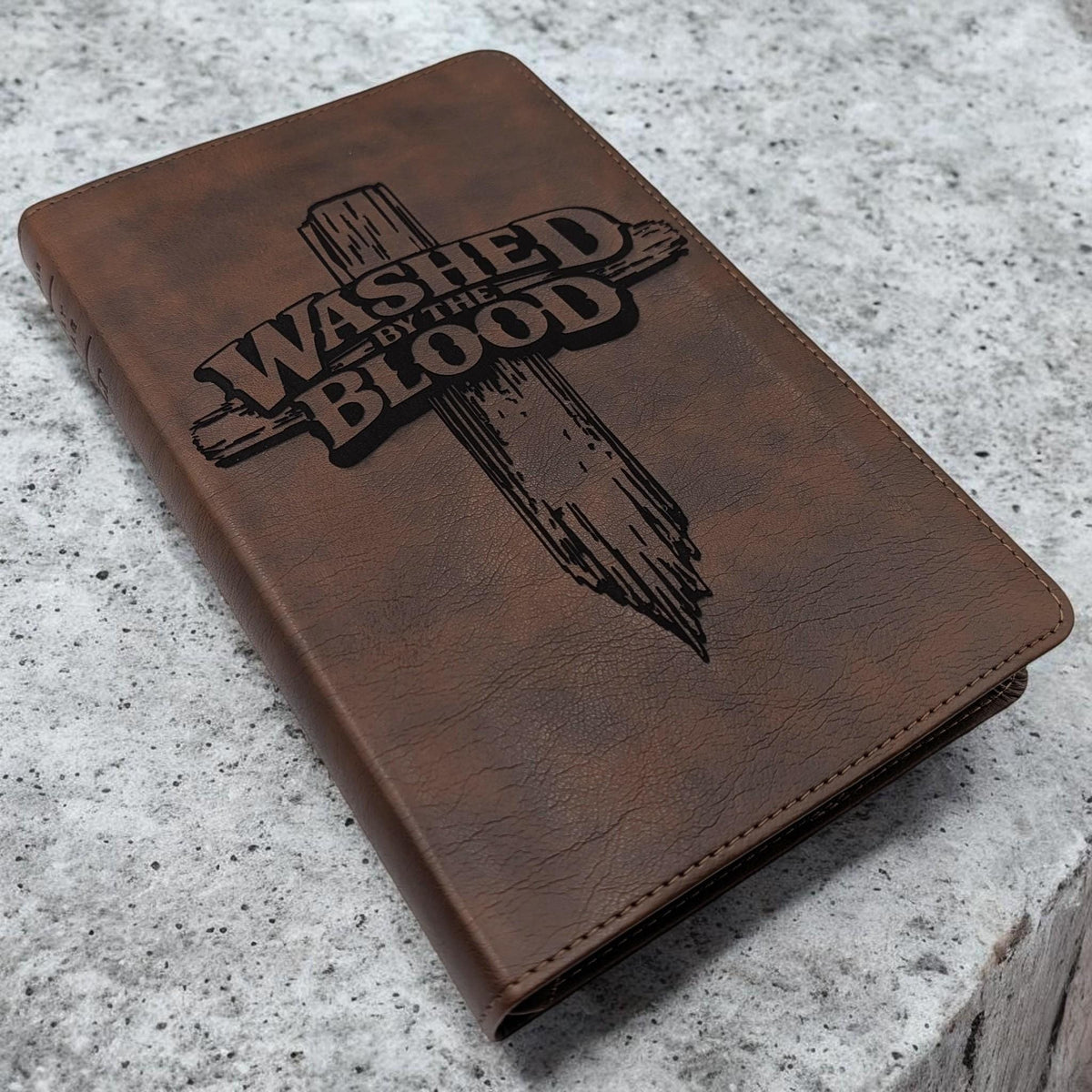 Personalized NLT Thinline Reference Bible: Engraved Washed By The Blood Cross Design, Rustic Brown Cover