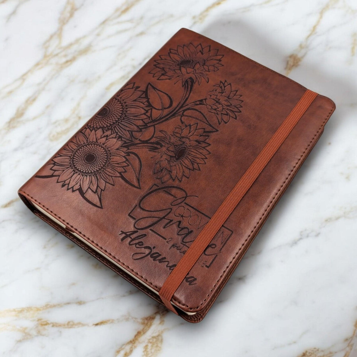 Personalized Spanish Journal Bible for Women: Engraved Sunflower Design, RVR 1960, Lined Wide Margins