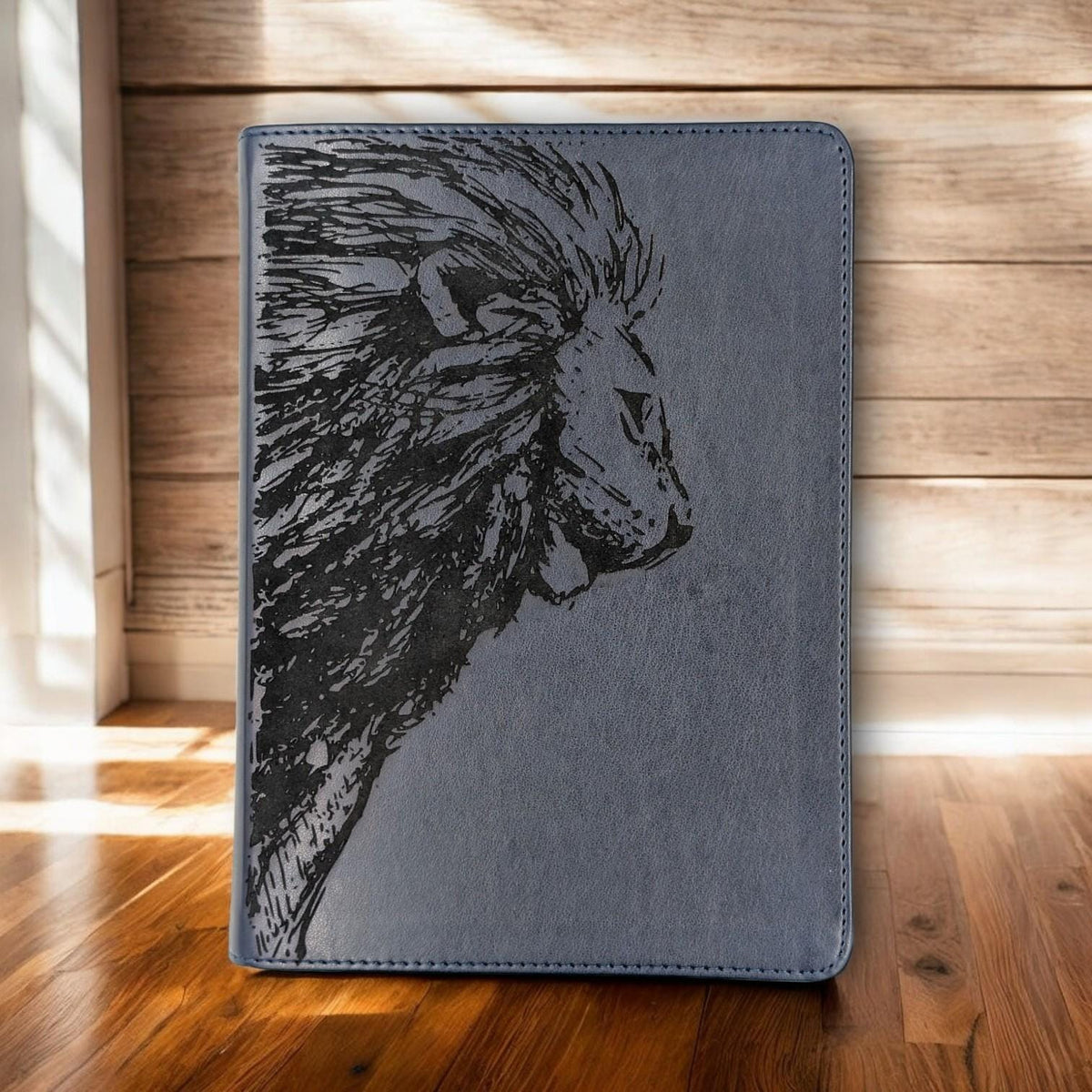 Personalized CSB She Reads Truth Bible: Engraved Lion, Wide Margins, Navy Leatherlike
