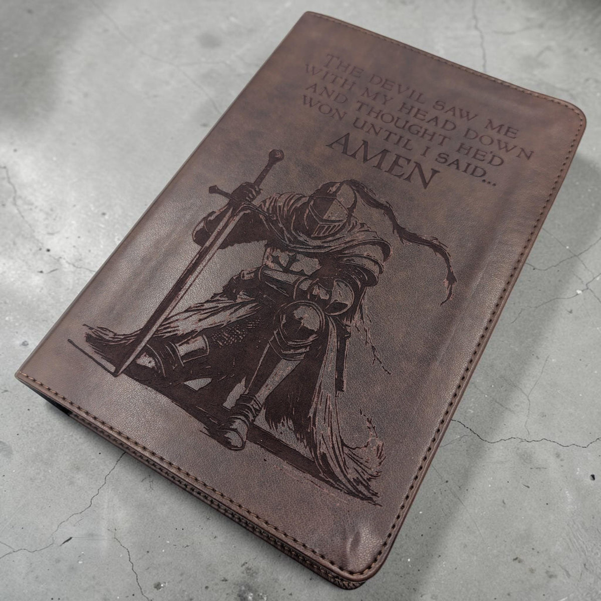 Personalized ESV Study Bible: Engraved Kneeling Warrior, Brown Leatherlike, Personal Size
