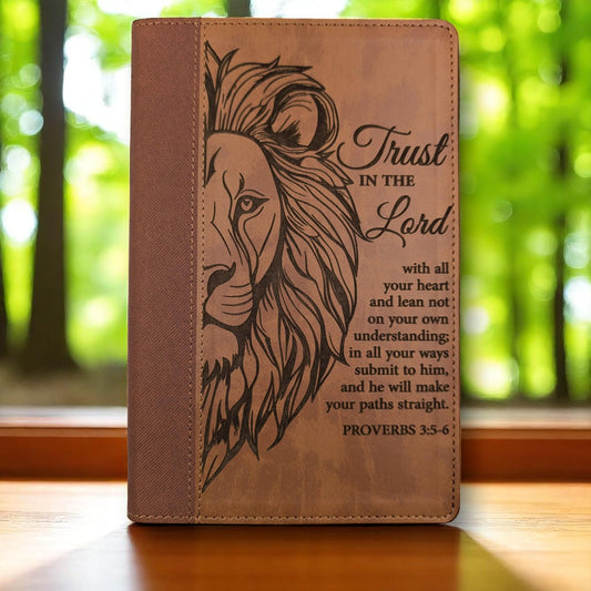 Personalized NIV Bible Large Print: Lion Trust in the Lord Scripture Engraving, Optional Thumb Index